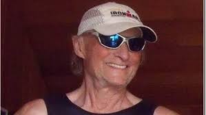 Manfred Klittich quält sich beim SkyRun auf Platz drei