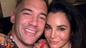 Quién es el esposo de Martha Higareda, Lewis Howes?; así inició su historia  de amor