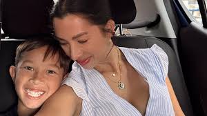 Baru 10 Tahun, Kenji Anak Jennifer Bachdim Naik Pesawat Sendiri dari  Belanda ke Bali: Amazing!