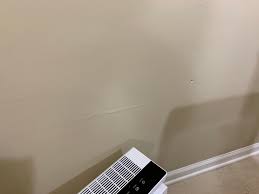 Create a line of square knots using painters tape as a guide.option. Horizontal Lines Bulging On Drywall Home Improvement Stack Exchange