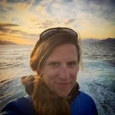 Caroline Gottschalk's Instagram, Twitter & Facebook