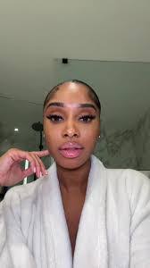 Nicole Cali's Instagram, Twitter & Facebook