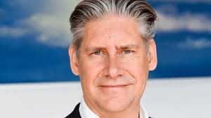 Johan Lundgren TUI'ye geri döndü