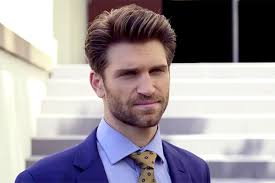 Walker sneak peek: A bomb threat interrupts Liam's campaign