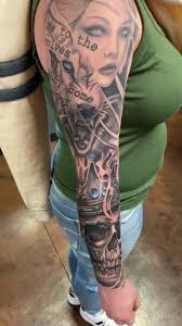 Roman Mitchell's Instagram, Twitter & Facebook