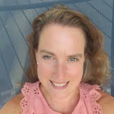 Julie Schwarz's Instagram, Twitter & Facebook