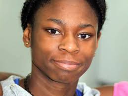 Hessische Meisterschaften: Holly Okuku trumpft im Mehrkampf auf