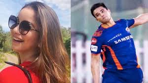 Before ipl, arjun made his senior debut for mumbai in the syed mushtaq ali trophy 2021. Sara Tendulkar Reacts As Brother Arjun Bags Maiden Ipl Deal Crictoday