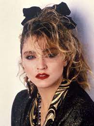 Madonna 1980 S Hairstyle Http Zoemitchellportraiture Blogspot Com 2012 02 Madonna 1980s Html Posted By Zoemitchell Wednesda Madonna Hair Hair Styles 80s Hair