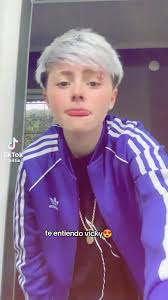 Bauti Y Vicky Videos Beso