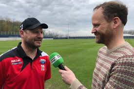 Der vielumworbene steffen baumgart wird in der kommenden saison neuer trainer beim 1. Die Baumgarts Wohnen Einen Kilometer Vom Union Stadion Entfernt Mit Video Auswartsspiel In Der Heimat Scp Westfalen Blatt