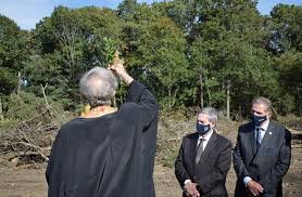 Maybe you would like to learn more about one of these? The Preserve At Smithtown Breaks Ground In Nesconset Protesters Disagree Tbr News Media