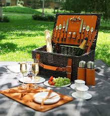 Vintiquewise rectangular basket with gingham lining at amazon. Inside The Uk S Poshest Picnic Hampers Which Are Selling For Up To 33 000 Daily Mail Online