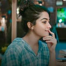 Melisa Andrews's Instagram, Twitter & Facebook