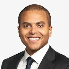 Lorenzo Manuel's Instagram, Twitter & Facebook