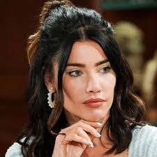 For anyone who thinks she is a progressive. Turns out she's just a  hypocrite!