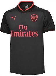 We've got all the latest arsenal merchandise from official adidas arsenal kit for men, women and kids to arsenal branded clothing and genuine signed memorabilia.cheer on the gunners in one of the latest design player printed shirts or show your support and make a style statement in a thierry henry or ian wright retro shirt. çš‡é¦¬ä½œå®¢çƒè¡£ Google æœå°‹