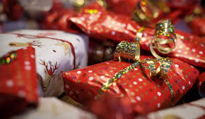 Iti prezentam o varietate de mesaje de anul nou pe care le poti folosi pentru a ura la multi ani celor dragi. Mesaje Si UrÄƒri De Anul Nou Si Revelion Cele Mai Frumoase UrÄƒri FelicitÄƒri Mesaje Texte Si Sms Uri Pentru Cei Dragi Familie Prieteni Si Colegi