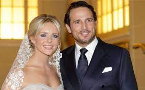 De twaalfjarige james en bobby, die onlangs drie kaarsjes mocht uitblazen. Chantal Janzen And Marco Geeratz Photos News And Videos Trivia And Quotes Famousfix