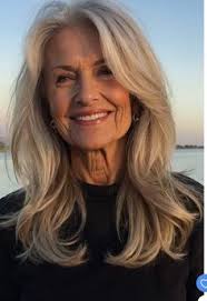 Lisa Sand (LisaMarieSand)