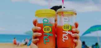 Offering healthy options such as acai & pitaya bowls, toast, smoothies and locally brewed cold brew on tap. Wow Wow Lemonade Stand