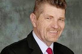 UUP MLA Ross Hussey receives cross-party support after he apologises for  explicit pictures