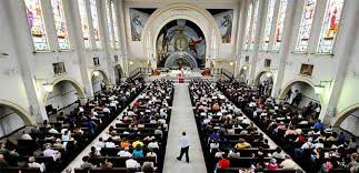 Qual a composição da igreja do carmo? Cinquentenaria Igreja Nossa Senhora Do Carmo Em Bh Guarda Reliquias Gerais Estado De Minas
