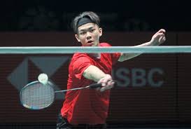 Tay vợt 23 tuổi lee zii jia (ảnh lớn) với vẻ khó chịu khi anh bị đem ra so sánh với huyền thoại cầu lông thế giới lee chong wei. Badminton Zii Jia Vents Frustration Over Financial Difficulties And Personal Struggles The Star