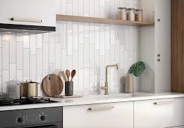 ‪Top Modern Kitchen Backsplash Ideas [يناير 2026]‬‏