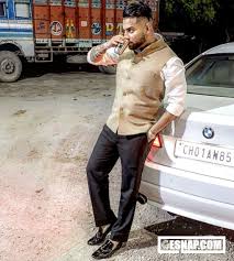 Karan Aujla Biography Songs Age Photos Wiki Family Wife Birthday Hacked By Ibna Noman They paired on this particular tv show and are good friends. karan aujla biography songs age