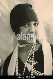 Josephine baker 1920s paris hi-res stock photography and images