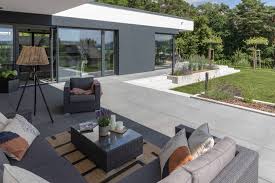 Terrasse Gestaltungsideen Von Rinn Betonsteine Und Natursteine Terrassenplatten Garten Design Garten