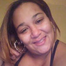 Any help identifying a store with a carved bear?