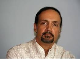 Amazon.com: The Essential Sopranos Reader (Essential Reader Contemporary  Media and Culture): 9780813130125: Lavery, David, Howard, Douglas L.,  Levinson, Paul: Books