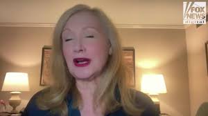 'House of Cards' star Patricia Clarkson dishes