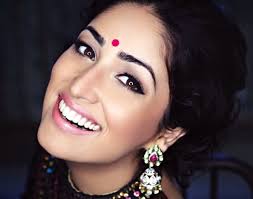 Image result for yami gautam in action jackson blue saree