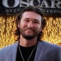 Justin Essman's Instagram, Twitter & Facebook