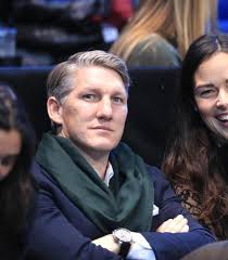 Bastian schweinsteiger (pronounced ˈbasti̯an ˈʃvaɪ̯nʃtaɪ̯ɡɐ (listen); Bastian Schweinsteiger S Usmnt Eligible Son Has Been Born