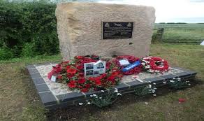 اغتيال رئيس دولة هايتي «جوفينيل مويس» إنشر على الفيسبوك إنشر على تويتر أعلنت حكومة هايتي أن رئيس الدولة جوفينيل مويس اغتيل الليلة الماضية برصاص شخص مجهول تسلل إلى مقر إقامته. E Eznzi4jm6ftm