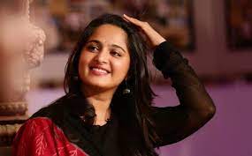 Presenting to you princess #devasena #bahubali2 8 different looks choose and comment your favourite.anushka shetty fanclub on instagram: Anushka Shetty Wiki Age Husband Family Biography Bulletinscore