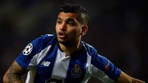 Futbolista profesional, actualmente portero de cruz azul. Mexico Vs Usmnt Corona Time Tecatito Gives Tata Plenty Of Intriguing Options Ahead Of United States Friendly Goal Com