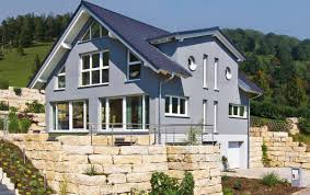 Hangwasser ist eine besondere form des sickerwassers. Haus Mit Garten Am Hang Inspiration Magazin Fertighauswelt De