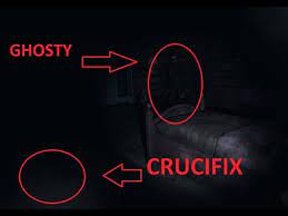 The crucifix's range has a radius of 3 meters for most ghosts, and 5 meters for the banshee. Phasmophobia Crucifix Guide Pcgamesn