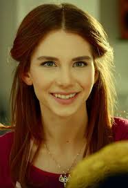 Pin By Ayse On Turkish Celeb Jewelry Most Beautiful People Turkish Beauty Hair Styles