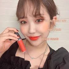 Son Kem Mac Powder Kiss Liquid Lipcolour 992 Resort Season Màu Cam Neon