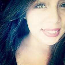 Esmeralda Botello (@Esme_Botello12)