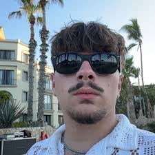 Nic Harrell in people