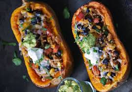 Une Recette Super Sante De Courge Butternut Farcie Au Texmex Recipe In 2020 Cooking Recipes Food Confort Food