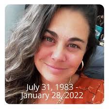 Lisa Borchers's Instagram, Twitter & Facebook