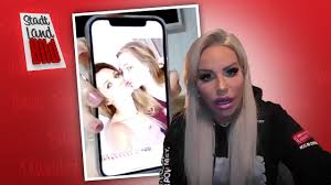 Or maybe you prefer for them to eat each other out like a full course meal? Ich Bin Jetzt Lesbisch Ex Gntm Stars Zeigen Ihre Privaten Handy Fotos Leute Bild De